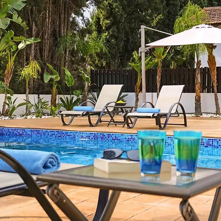 Holiday home Lara - 3bed Bangalow With Large Pool