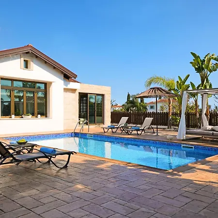 Lara - 3bed Bangalow With Large Pool * Ayia Napa